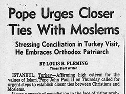 International New York City - Pope Urges Closer Ties With Moslems (30 November 1979)