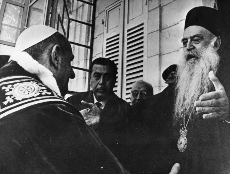 Ecumenical Patriarch Athenagoras greets Pope Paul VI in 1964